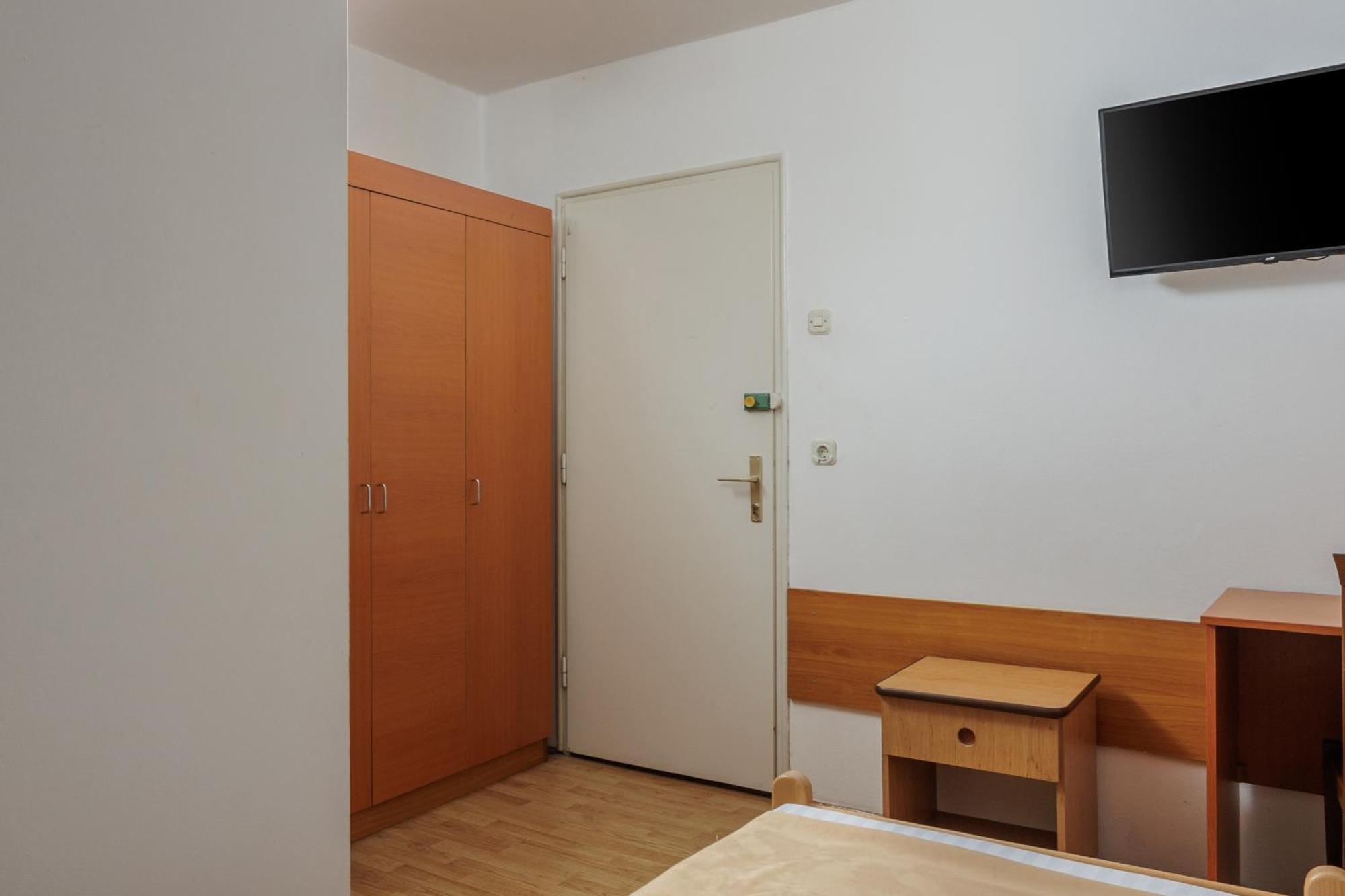 Hotel Boarding House Lucija Kostrena Pokoj fotografie